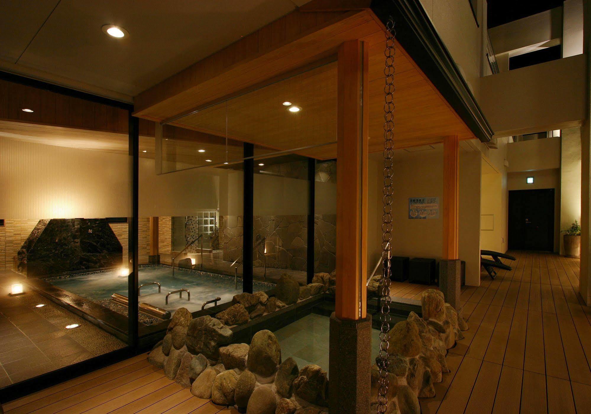 Hotel Coco Grand Takasaki Extérieur photo